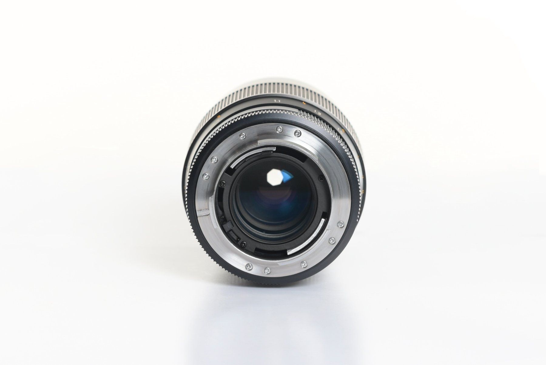 Leica Obiettivi: Leica Elmarit APO Macro 100mm 2.8 – Usato da Wädenswil venduto da tevyag 3
