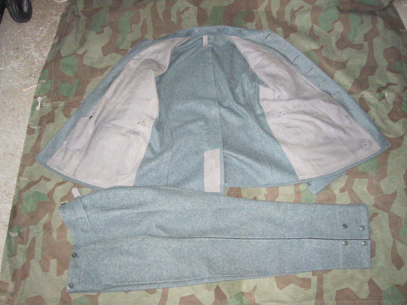 Schweizer Armee Uniformi: Artillerie, Haubitzen Uniform Ord. 40. – Usato da Worb venduto da Santosdumont 3