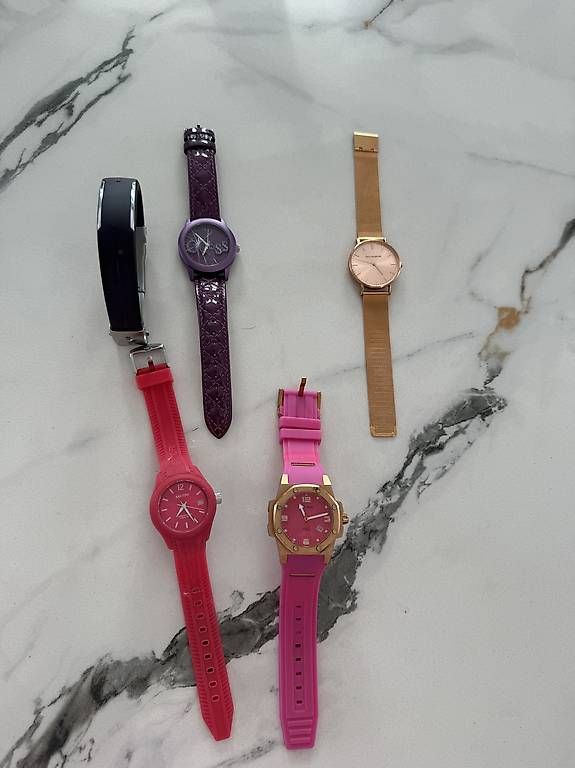 Orologi: verschiedene marken uhren  – Usato da Adligenswil venduto da balboa5 2