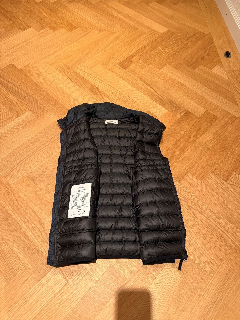 Gilet & Giacche: Stone Island Daunenweste – Usato da Zürich venduto da gre_r2bs 2