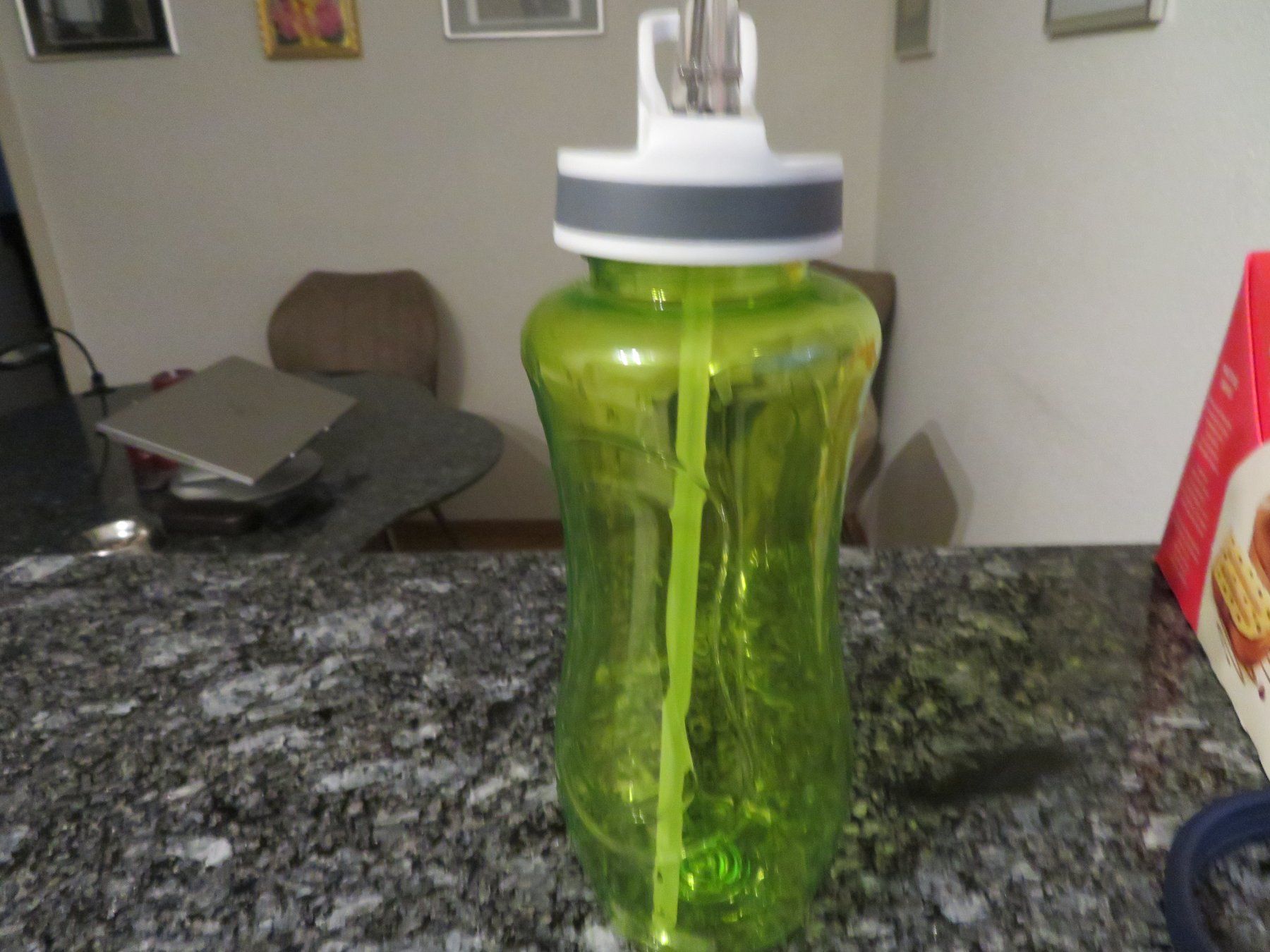 Borracce & Thermos: Trinkflasche – Nuovo (secondo la descrizione) da Rüfenacht BE venduto da tial70 1