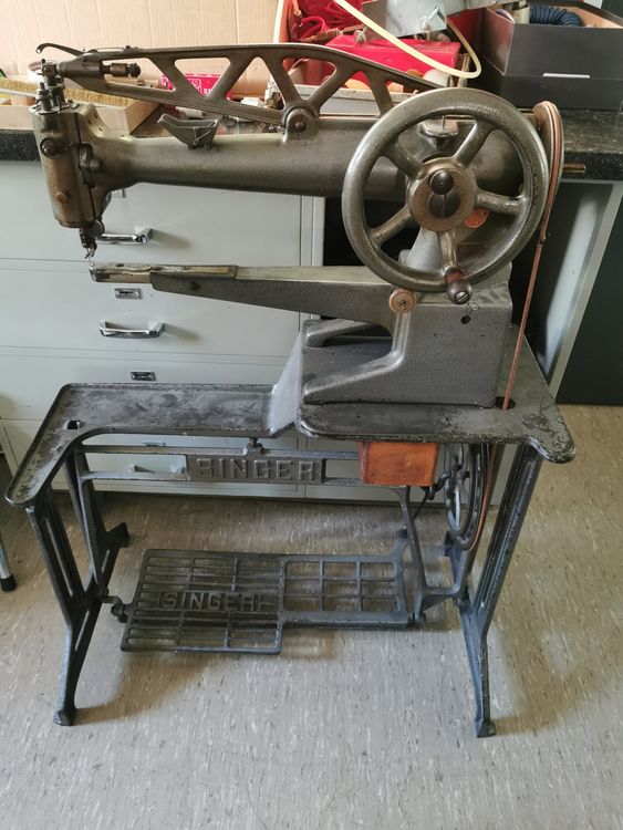 Adler 30-10 Überholte Sattler Schuster Schuhmacher Ledernähmaschine