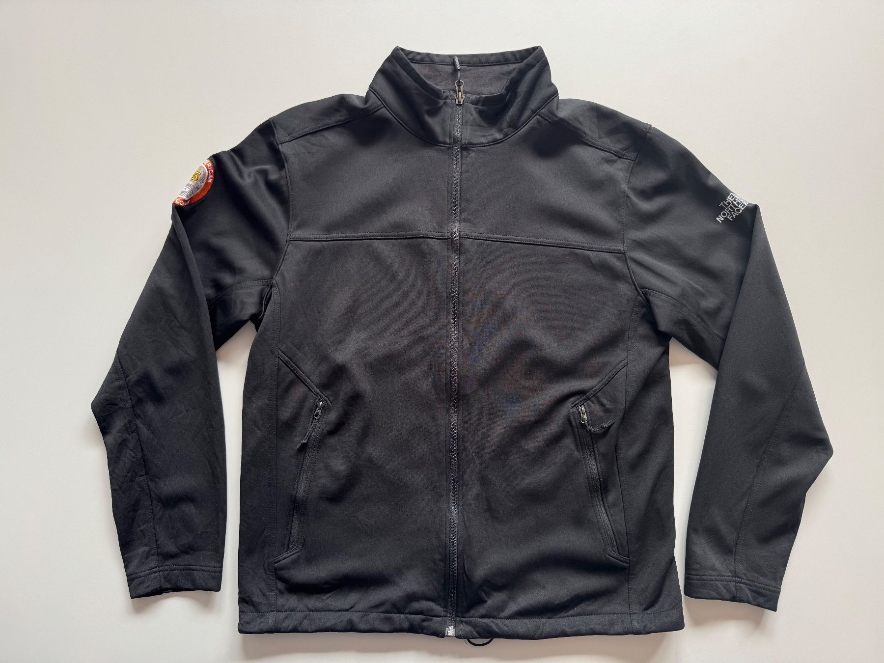 North Face Jacken: The North Face Ridgewall Soft Shell Pan America MEN L – Gebraucht aus Neuchâtel von _Easy_to_Find_
