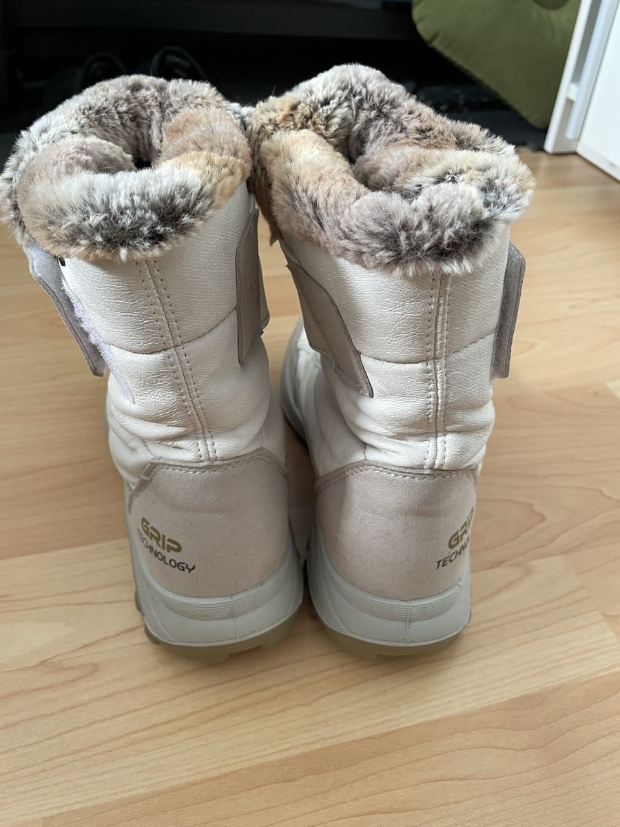 Scarpe per ragazze: Warme Winterstiefel mit Grip Technology, Grösse 37 – Usato da Rothenburg venduto da keny79z5 1