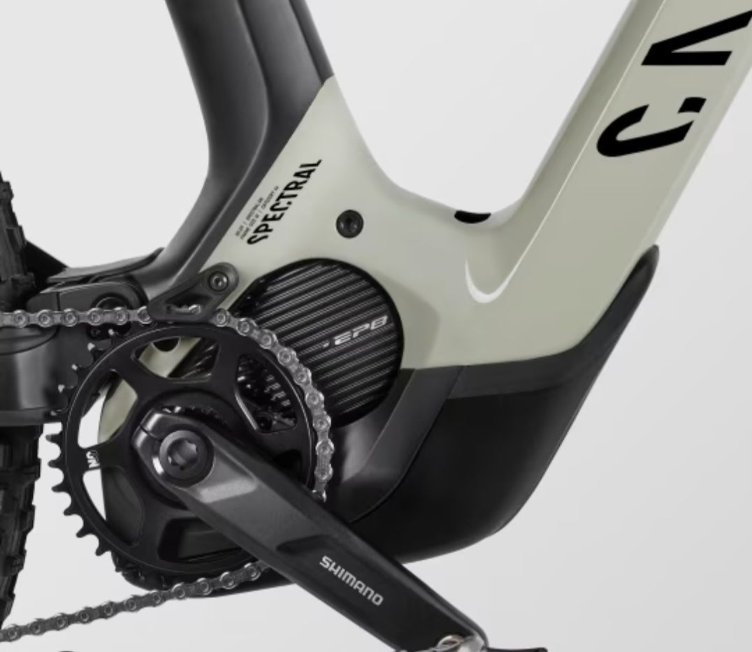Canyon Biciclette: Canyon Spectral cf9 – Nuovo (secondo la descrizione) da Dänikon ZH venduto da Danielpvz 1