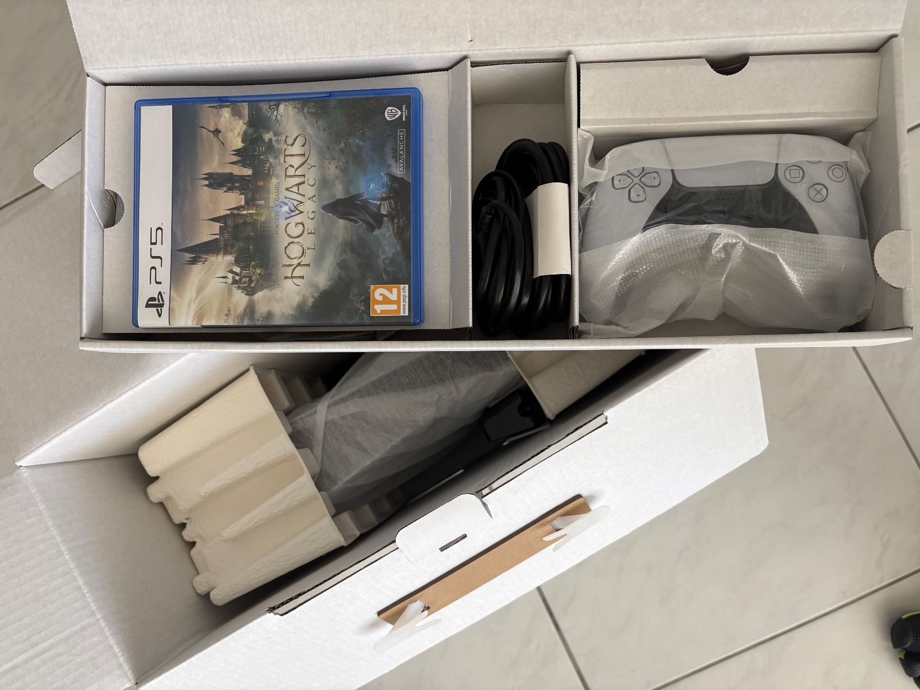 Sony Console: PlayStation 5 Disc Edition CFI-1216A | OVP | – Usato da Oberweningen venduto da MatthiasR. 7