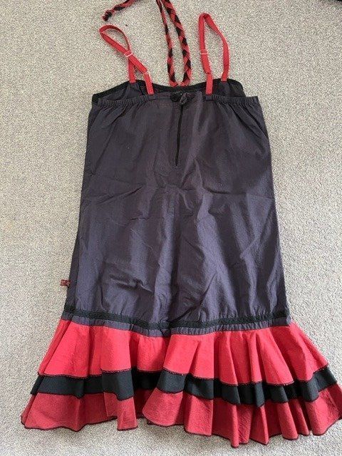 Vestiti: Kleid Gr S – Usato da Rekingen AG venduto da Barmaleus 2