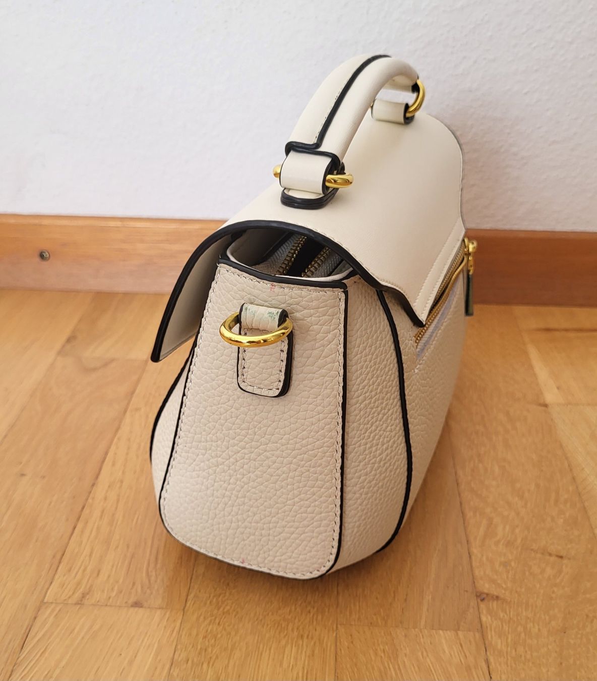 Borse da donna: Sac beige – Nuovo (secondo la descrizione) da Fribourg venduto da VictoriaShop7 4