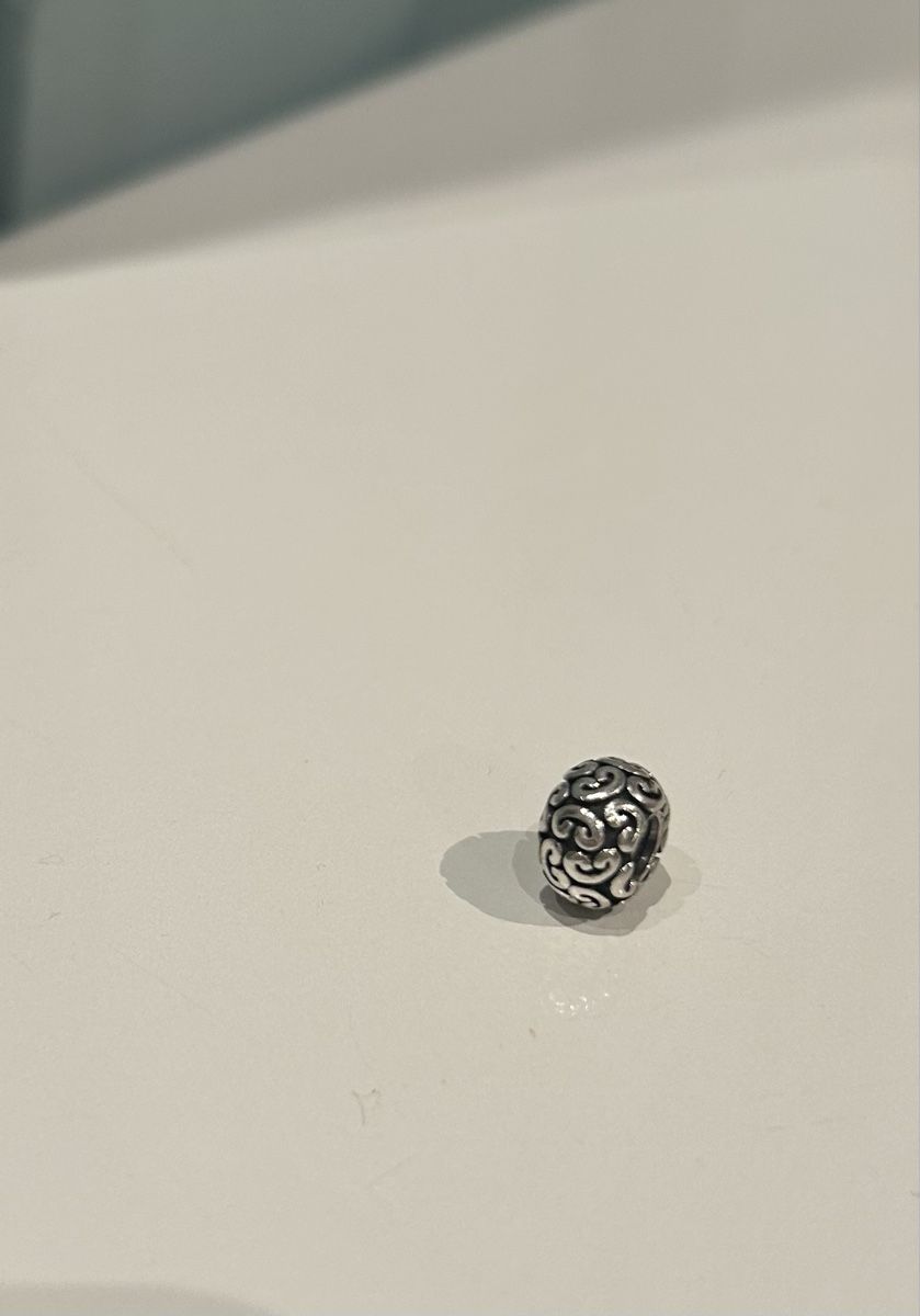 Pandora Ciondoli: Pandora Charm 925 Silber mit Wirbelmuster – Usato da Biberist venduto da Blatter123456789