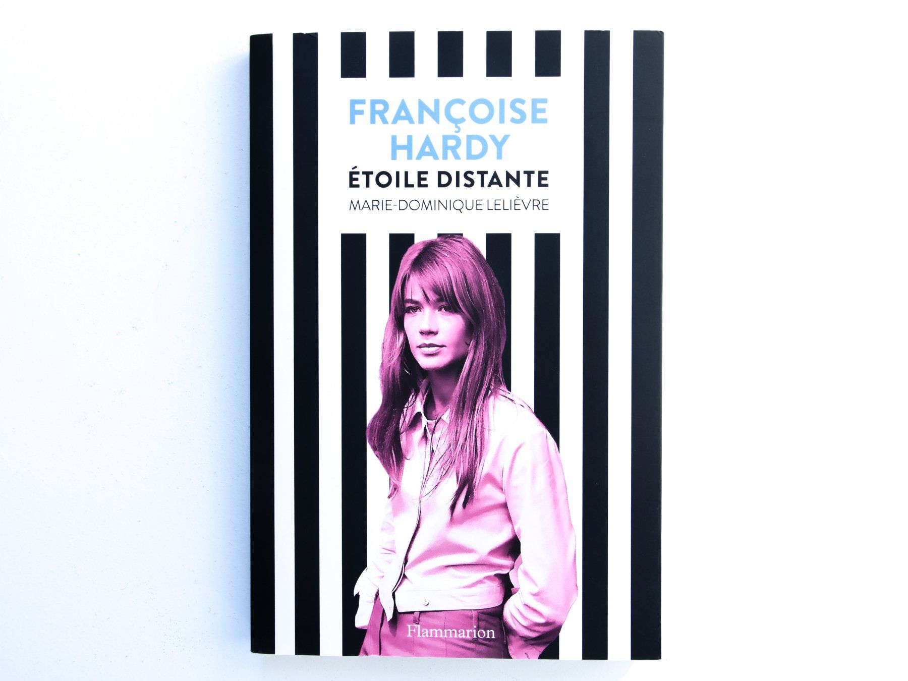 Livres: Françoise Hardy : Étoile distante – D'occasion à Belmont-sur-Yverdon par bichet02