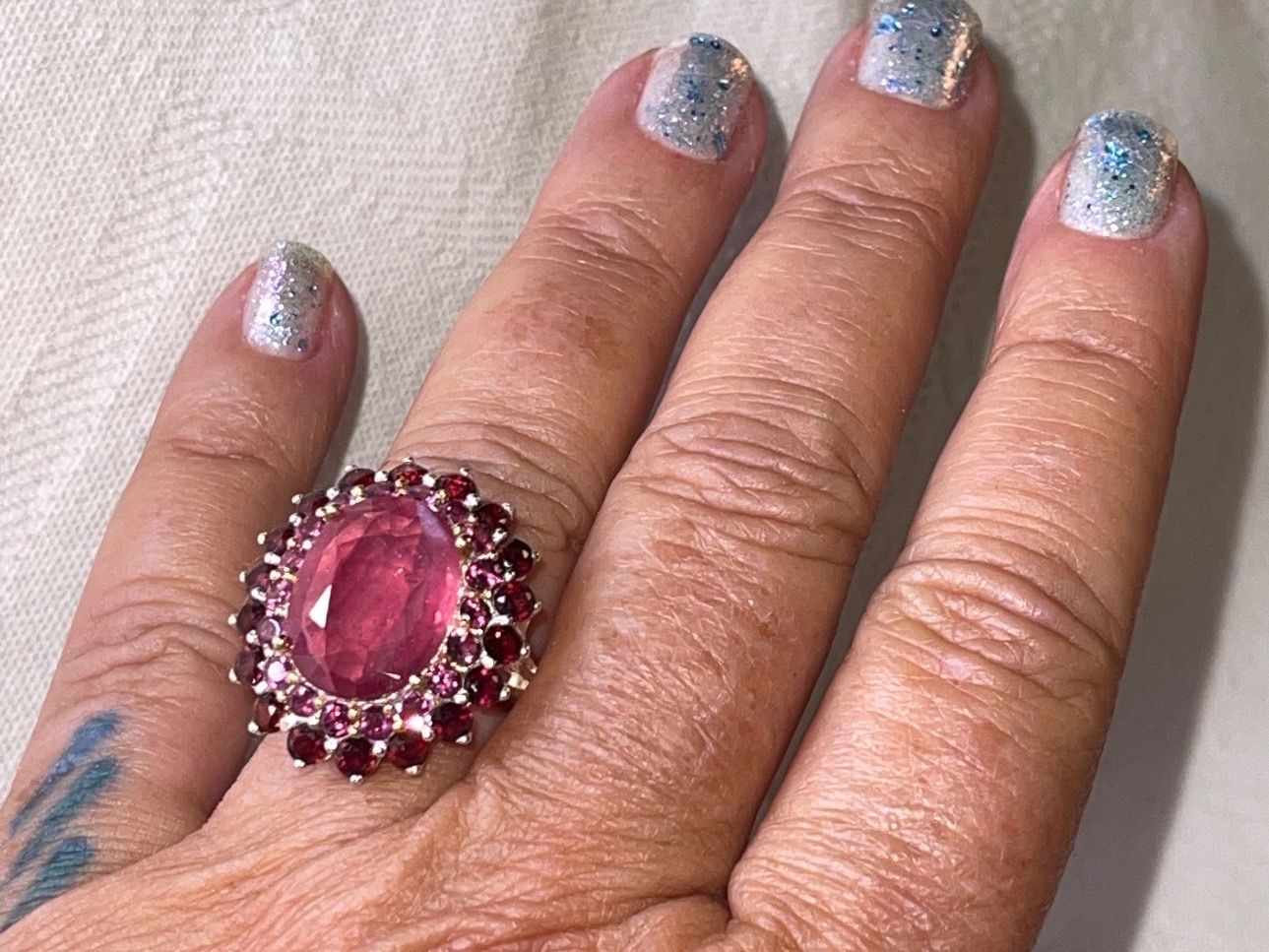 Llan Valls Joies Anelli: Mozambique Natural Heated Ruby Classic Ring SS925 10cts – Nuovo (secondo la descrizione) da Birsfelden venduto da Brut 1