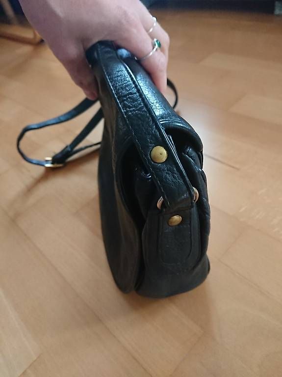 Borse da donna: Hochqualitative Ledertasche schwarz – Usato da Wald ZH venduto da e8e 4