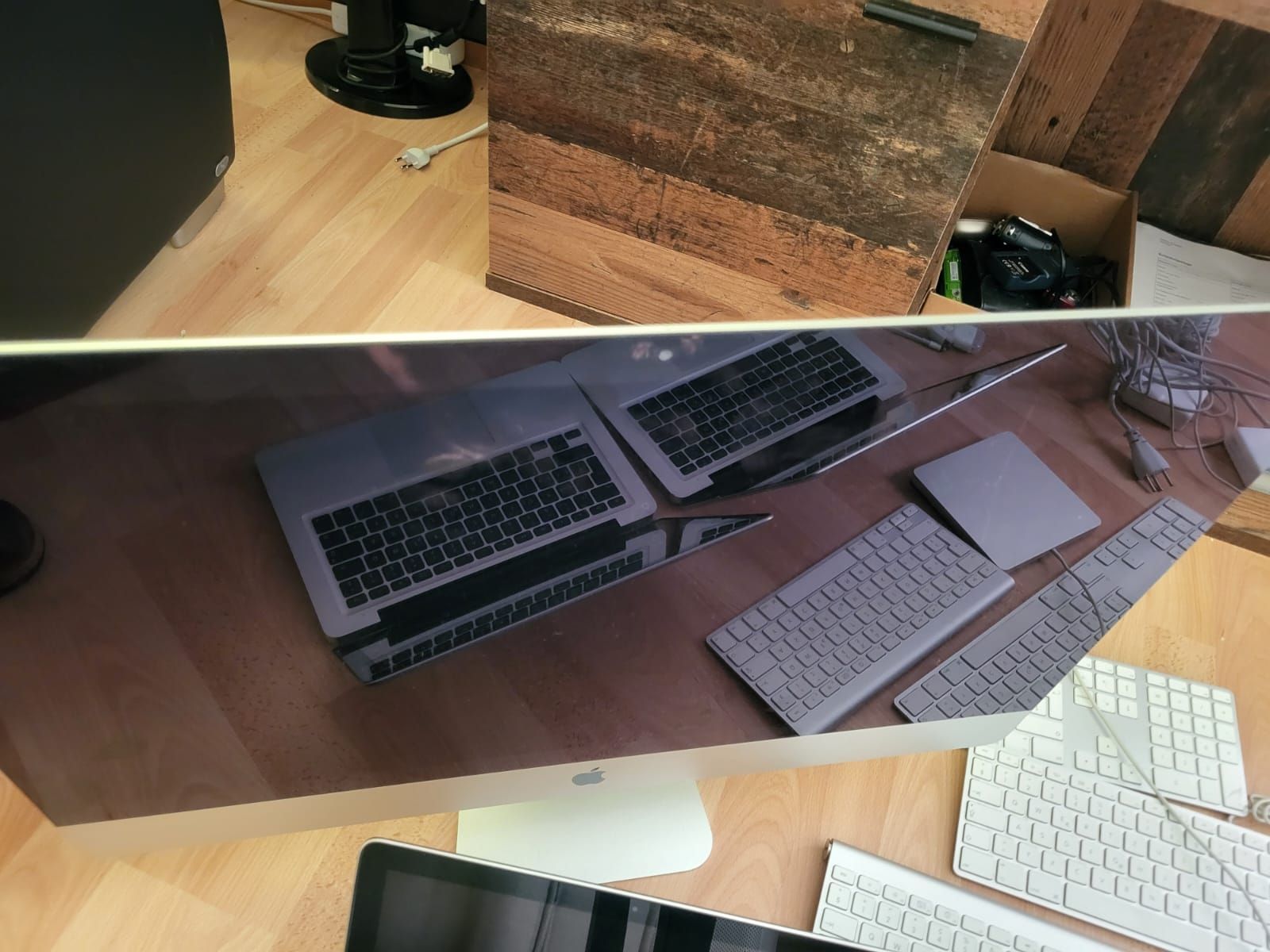 Apple PC: Apple MacBook Pro Laptops, Keyboards & Zubehör Bundle  – Usato da Flawil venduto da Hamdia12