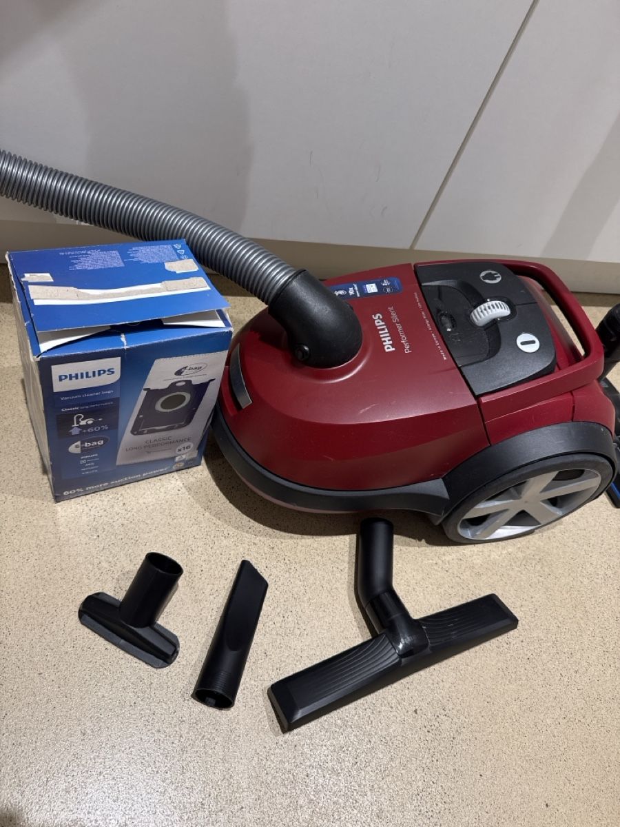 Philips Aspirapolveri & Accessori: Philips Vacuum Cleaner – Usato da St. Gallen venduto da Kesvilla 1