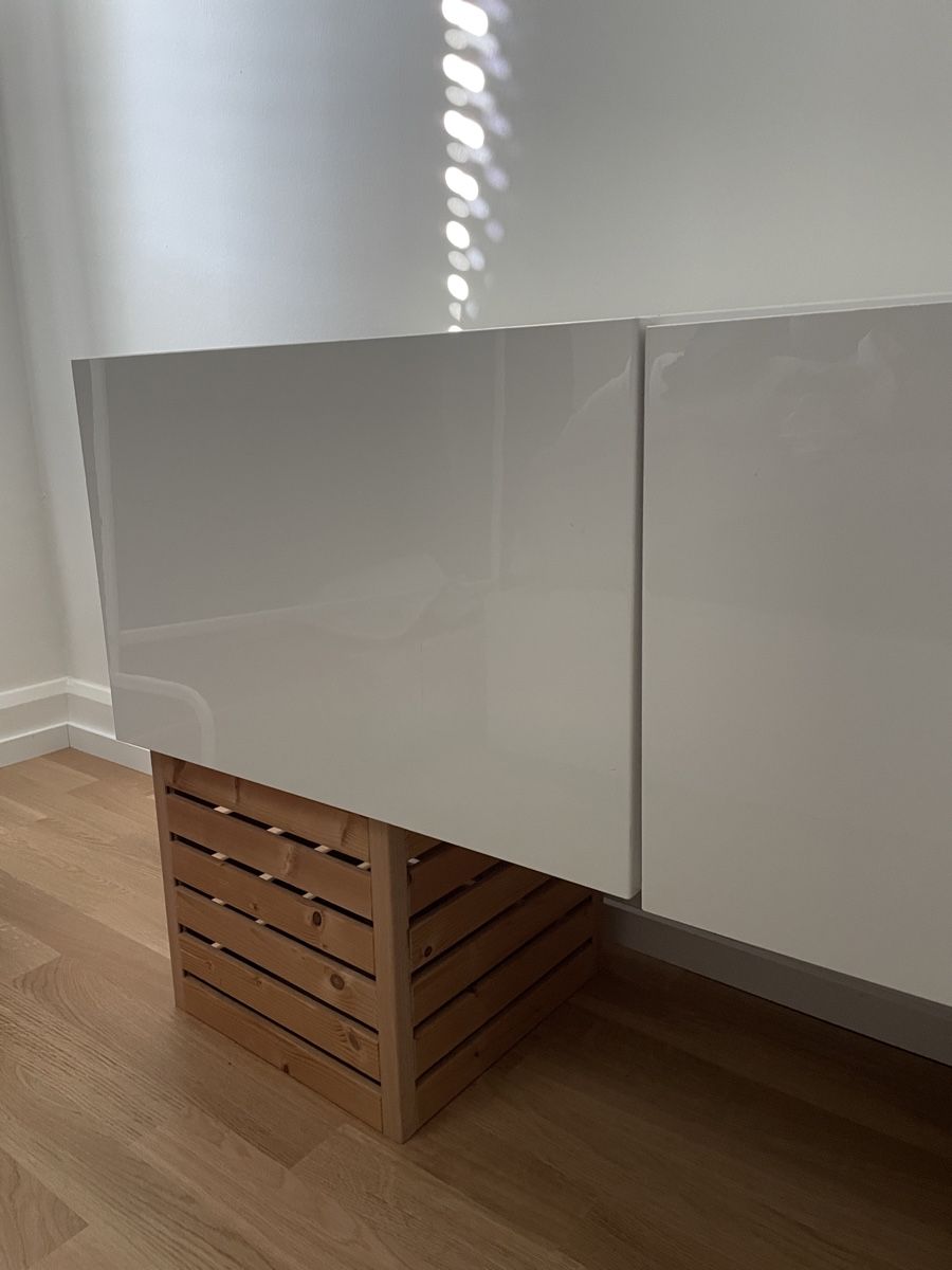 Ikea Mobili TV: IKEA BESTÅ Sideboard weiss-hochglanz – Usato da Luzern venduto da tam_8qc6 2