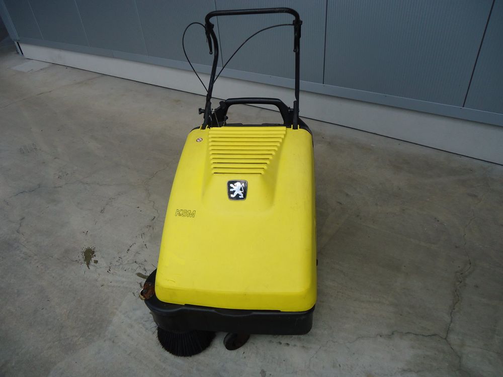 Kehrmaschine - 2004 Kärcher KSM 750 | Blinto
