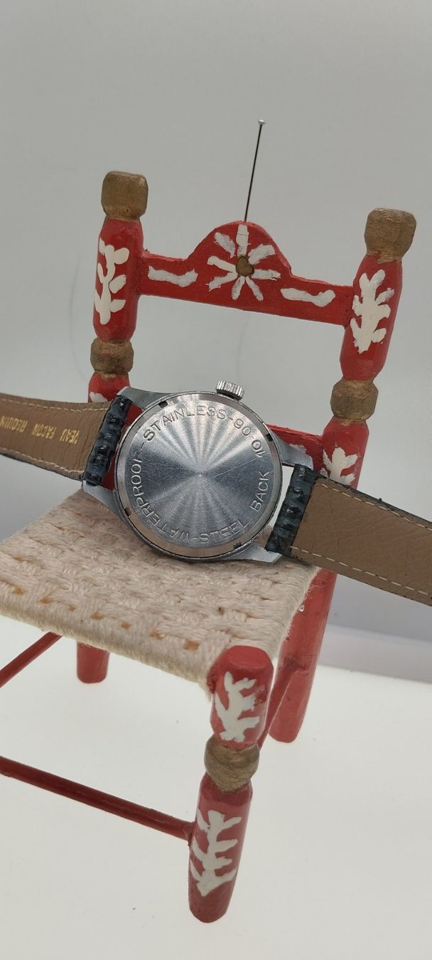 Orologi: Montre mécanique étanche – Usato da La Chaux-de-Fonds venduto da jac_9llg 7