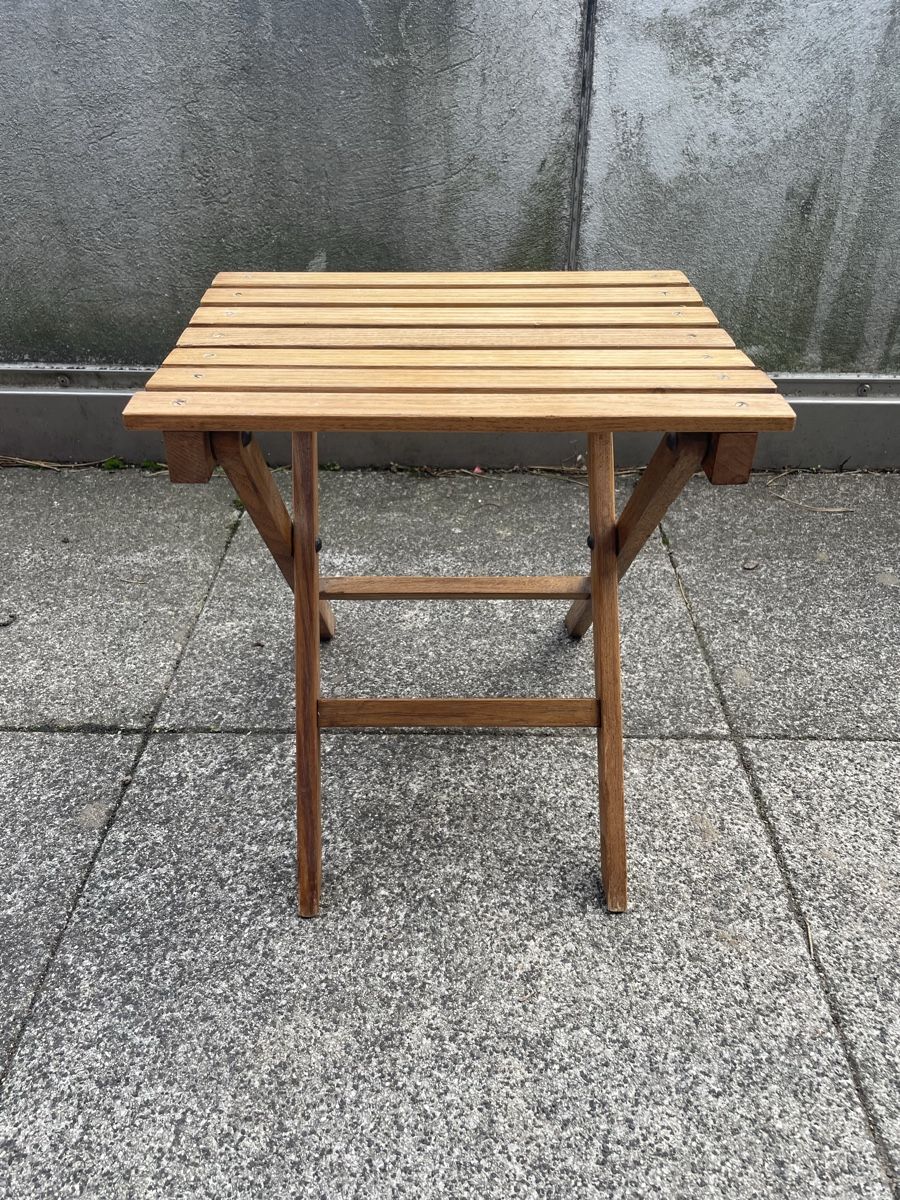 Sgabelli: Ancien Tabouret Pliable en Bois – Usato da Vallamand venduto da Bricbracbroc82 2
