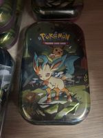 Pokemon Prismatic Evolutions: Leafeon Mini Tin