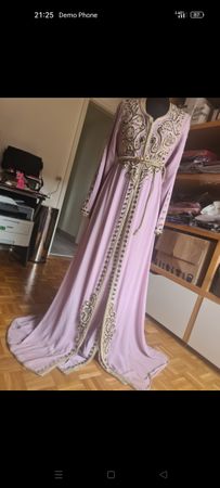 Robe Caftan longue violette ornée taille unique
