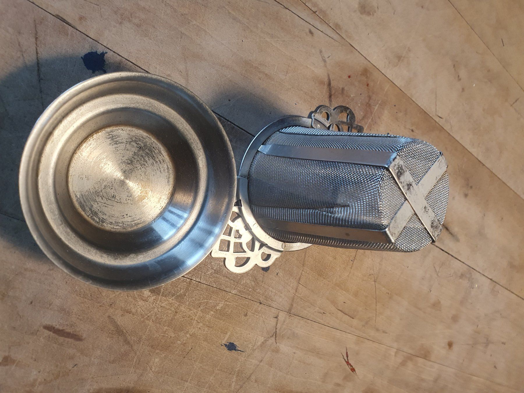 Elettrodomestici da cucina: Teesieb mit Untersetzer – Usato da Zürich venduto da loosebone 2