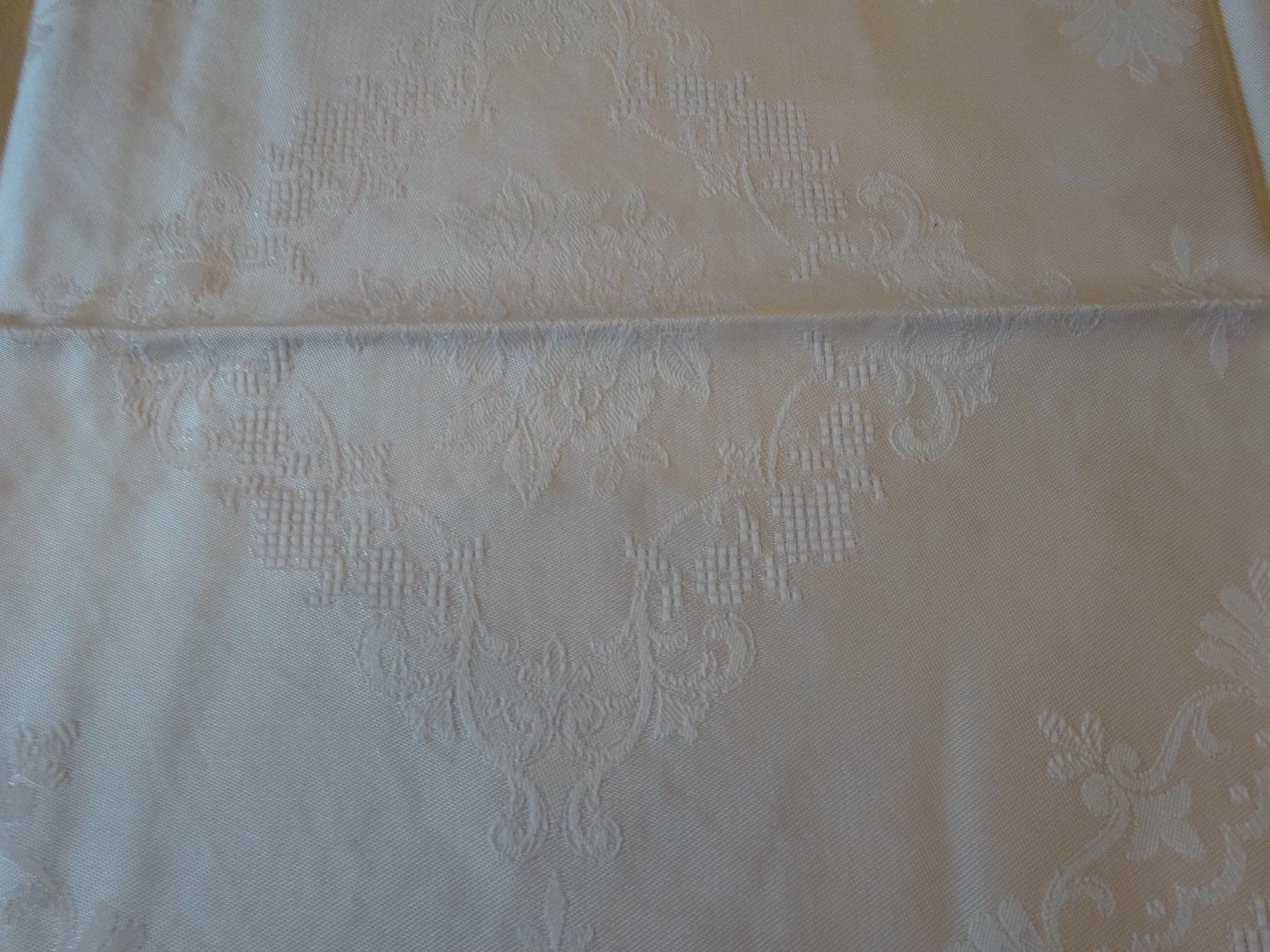 Tutte le decorazioni: Nappe carrée fleurs tissées – Nuovo e nell'imballaggio originale da Biel/Bienne venduto da milamila02 2