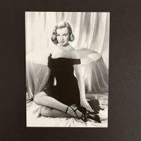 NEU: Marilyn Monroe Postkarte unbeschrieben 1Stk (7/30)