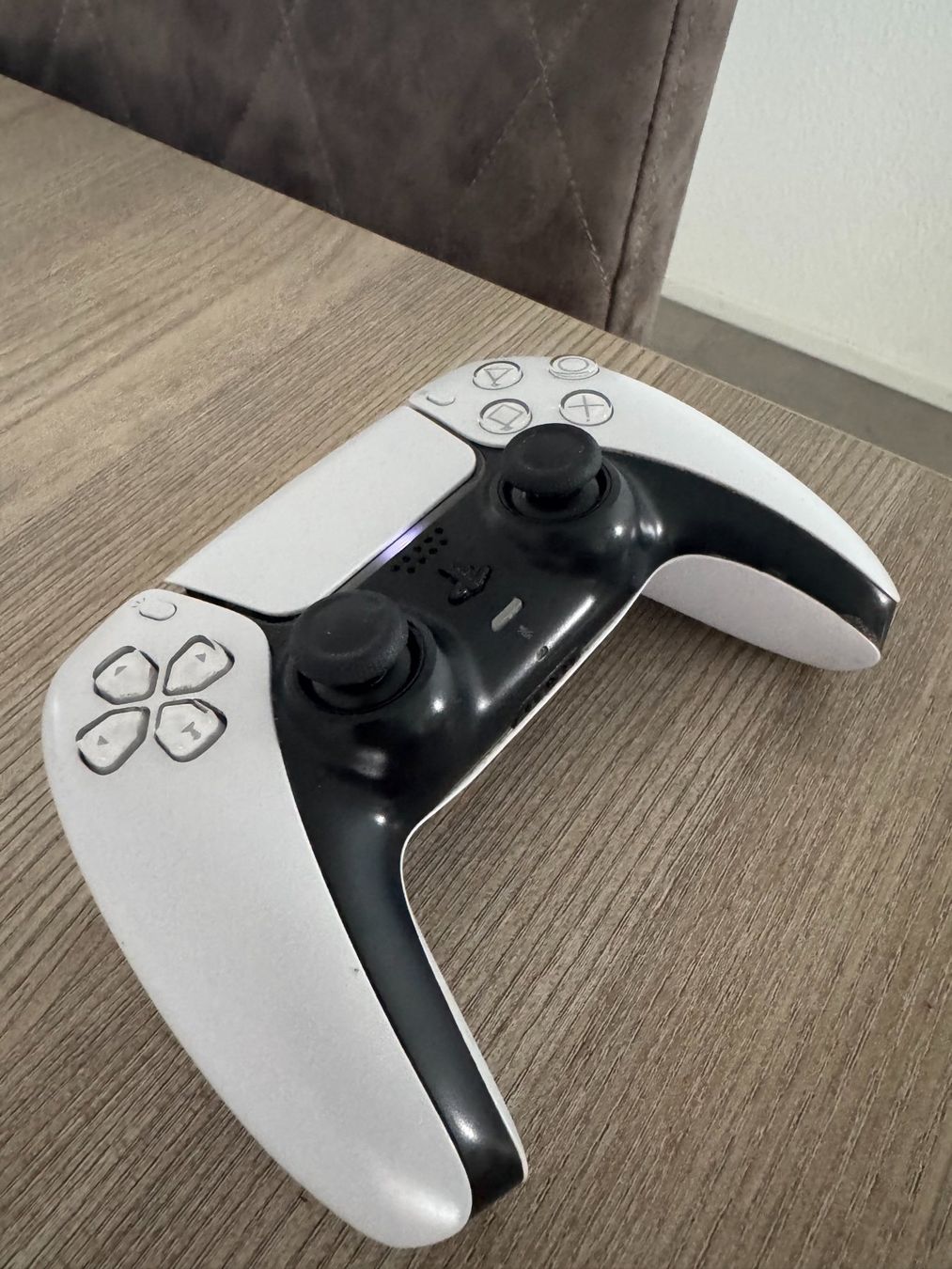 Sony Manettes: PS5 DualSense Controller – D'occasion à Nottwil par dan_8wvp 2