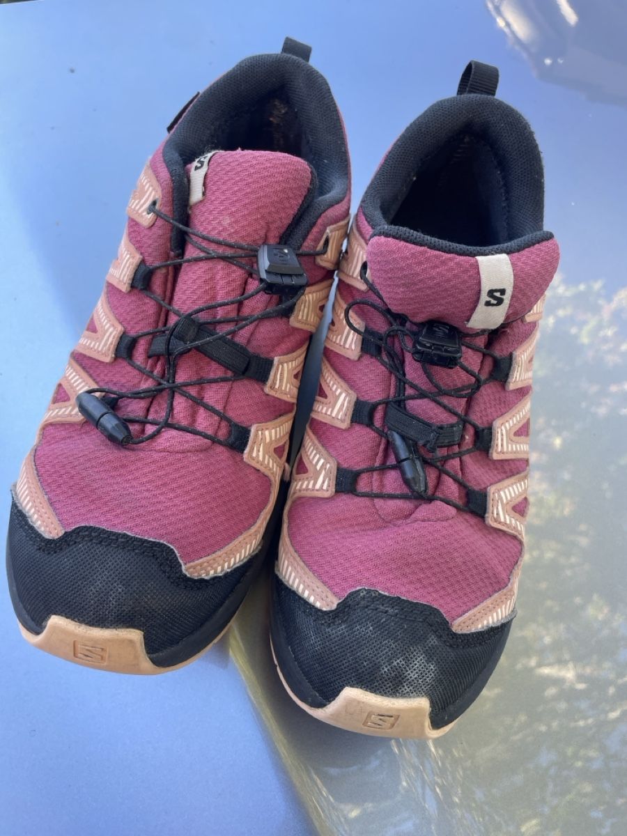 Salomon Chaussures filles: Salomon – D'occasion à Heiligenschwendi par Mike73 1