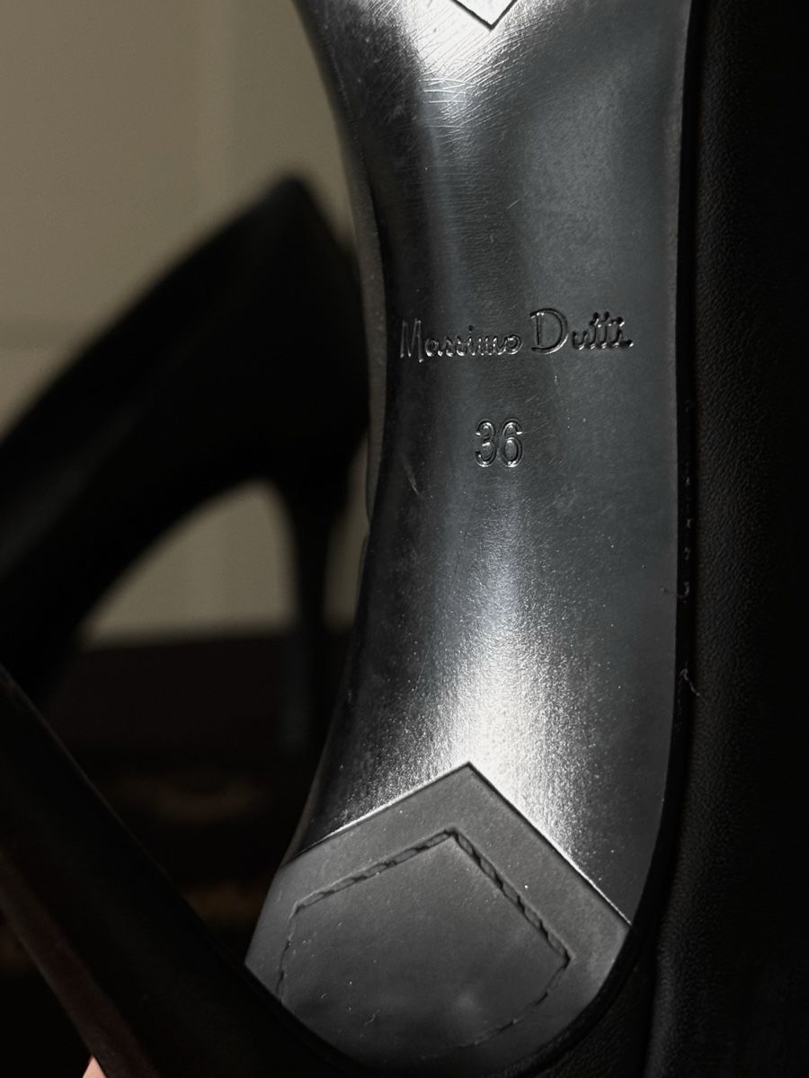 Massimo Dutti Scarpe da donna: Massimo Dutti Leder Pumps Schwarz Grösse 36 – Usato da Langnau am Albis venduto da Nataliehershlag 3
