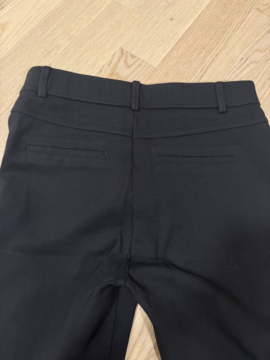 Hosen: Chino-Leggins, Schwarz – Gebraucht aus Pfäffikon ZH von aitm_00 1