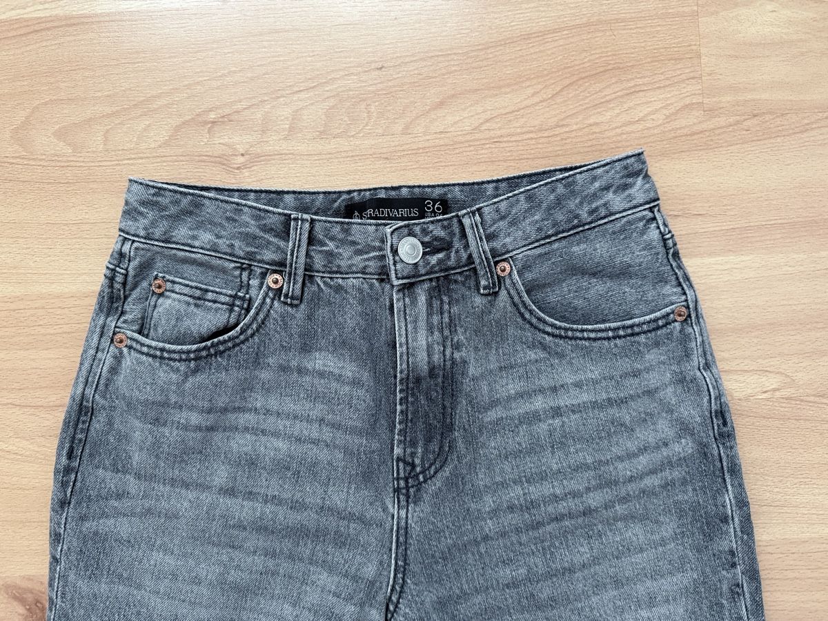 Stradivarius Jeans: Stradivarius Jeans Gr. 36 – Nuovo (secondo la descrizione) da Rotkreuz venduto da tha_lb6g 1