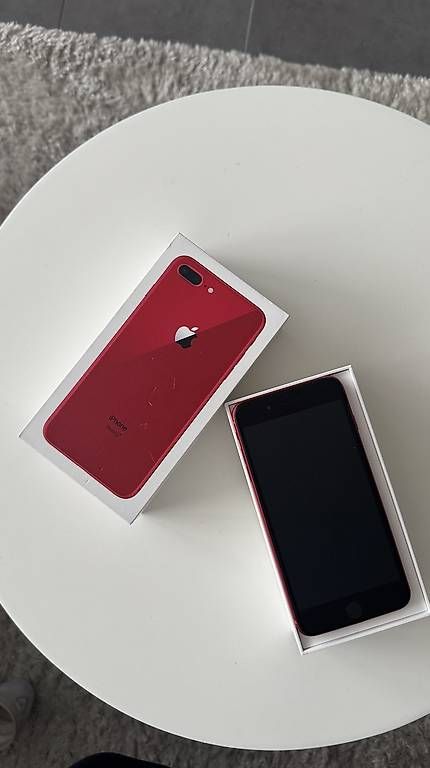 Handys / Smartphones: Apple iPhone 8 Plus 64 GB – Gebraucht aus Kölliken von Olivia_Wit 1