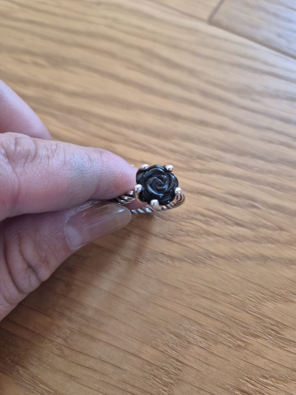Pandora Anelli: Pandora Silver & Black Onyx Rose Ring Gr. ca. 54 – Usato da Zuzgen venduto da SaBee91 3