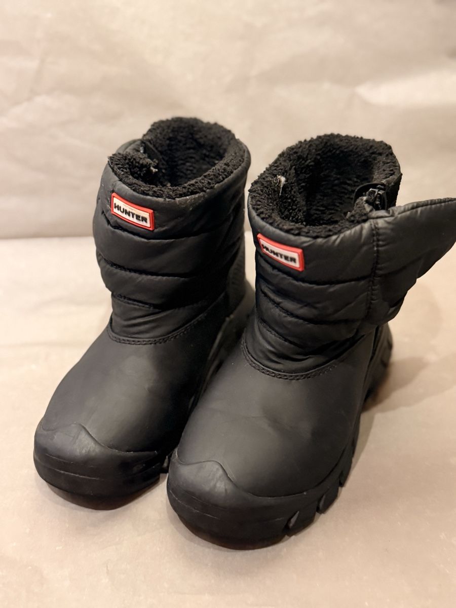 Hunter Schuhe für Jungen: Hunter Winterstiefel – Gebraucht aus Aesch ZH von marbeks