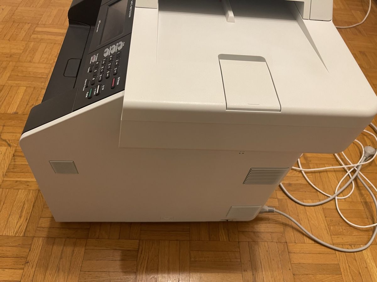 Brother Stampanti: Brother MFC-9970CDW Farblaser Multifunktionsdrucker + Toner – Usato da Zürich venduto da hus_qz9f 4