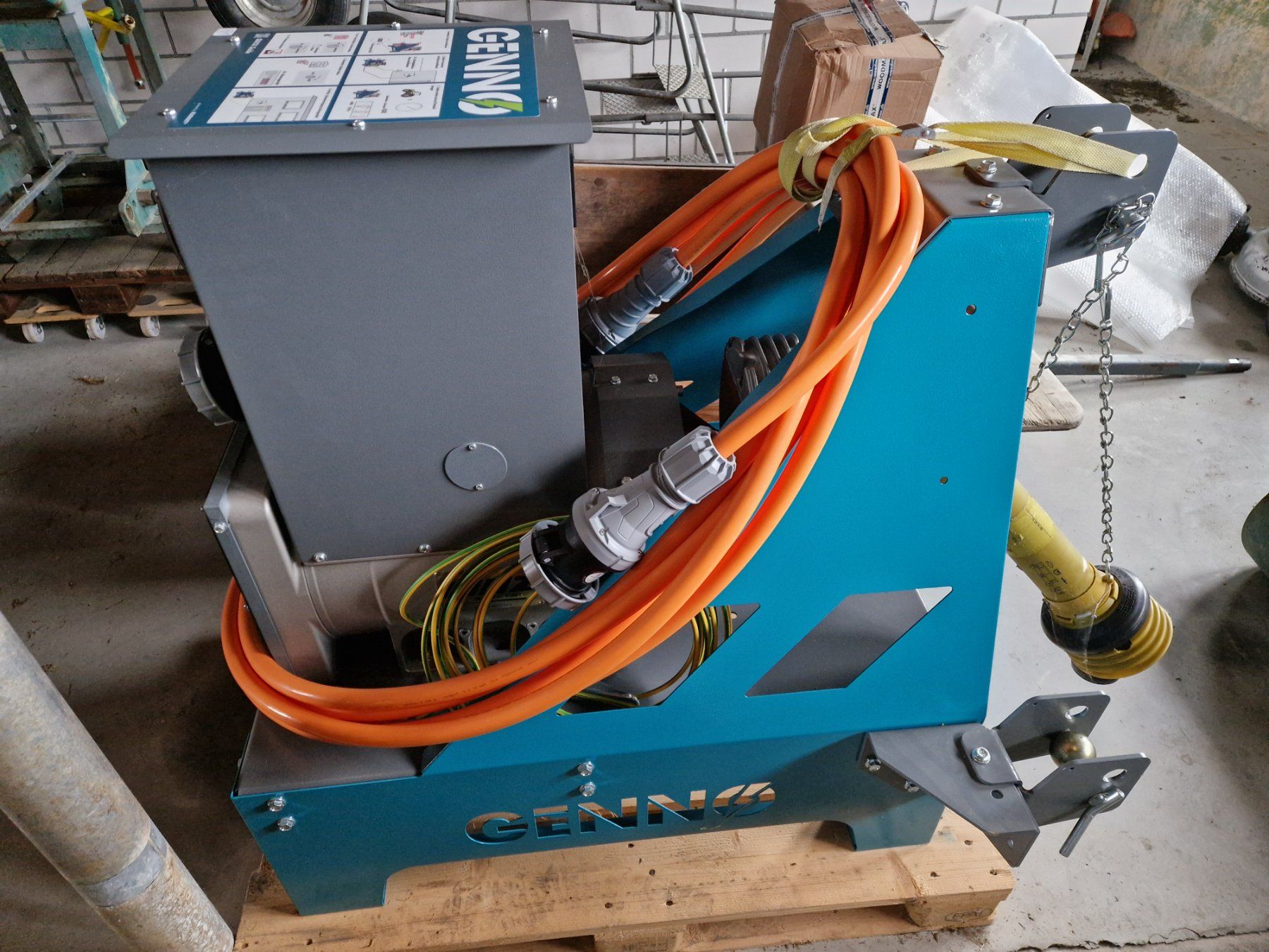 Générateurs de courant: Stromgenerator, Zapfwellengenerator, Notstromgenerator – Neuf (Voir description) à Roggwil TG par Rollingmaster 4