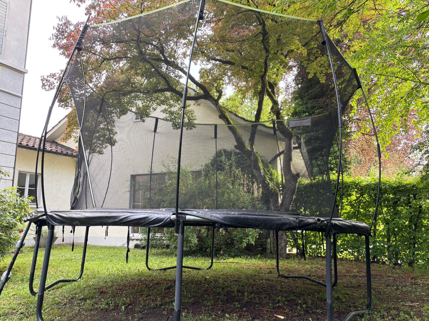 Trampolini: Trampolin mit Sicherheitsnetz von Kinetic 3x3 M – Usato da St. Gallen venduto da gab_hnx9 2