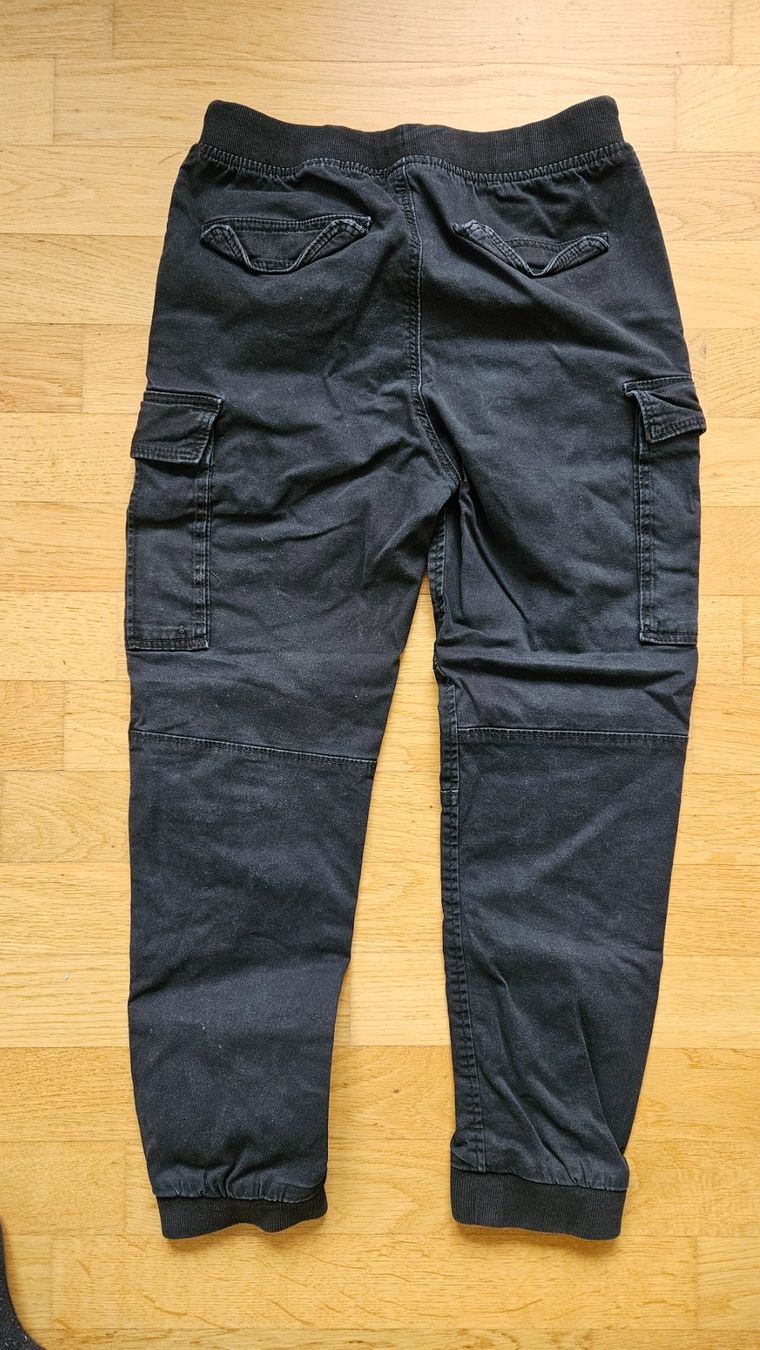 H&M Pantaloni: H&M Hosen – Usato da Bubikon venduto da diditoto 1