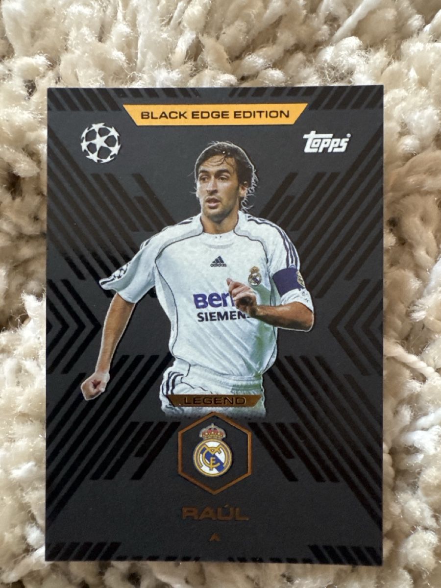 Topps Carte collezionabili: Topps Match Attax Extra Black Edition Raul – Nuovo (secondo la descrizione) da Muolen venduto da Pelon1