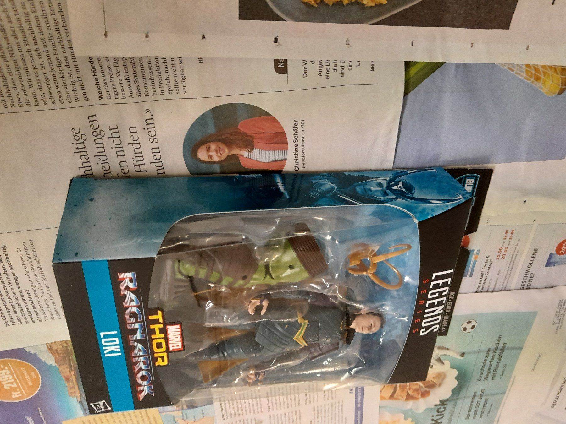 Marvel Statuette: Marvel Legends Series Thor Ragnarok Loki – Usato da Rüti ZH venduto da Alemanni 1