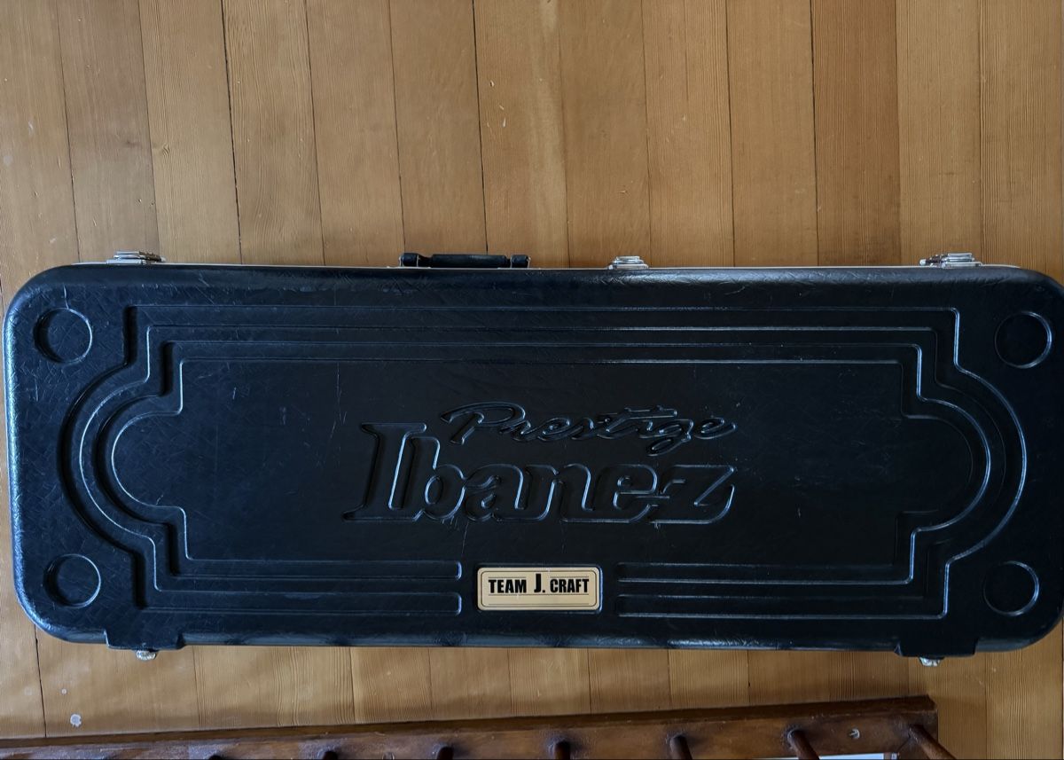 Ibanez Strumenti musicali: Ibanez JS 1200 CA Red -  great condition – Usato da Vordemwald venduto da gerard.green 9