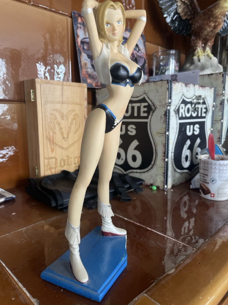 Statuette: Sexy Figur – Usato da Goldingen venduto da FirebirdLady92 1