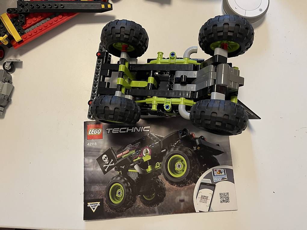 Giocattoli: Lego Monstertruck Auto – Usato da Basel venduto da momo.st 1