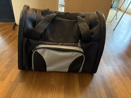 Hundetragetasche / Rucksack für kleine Hunde