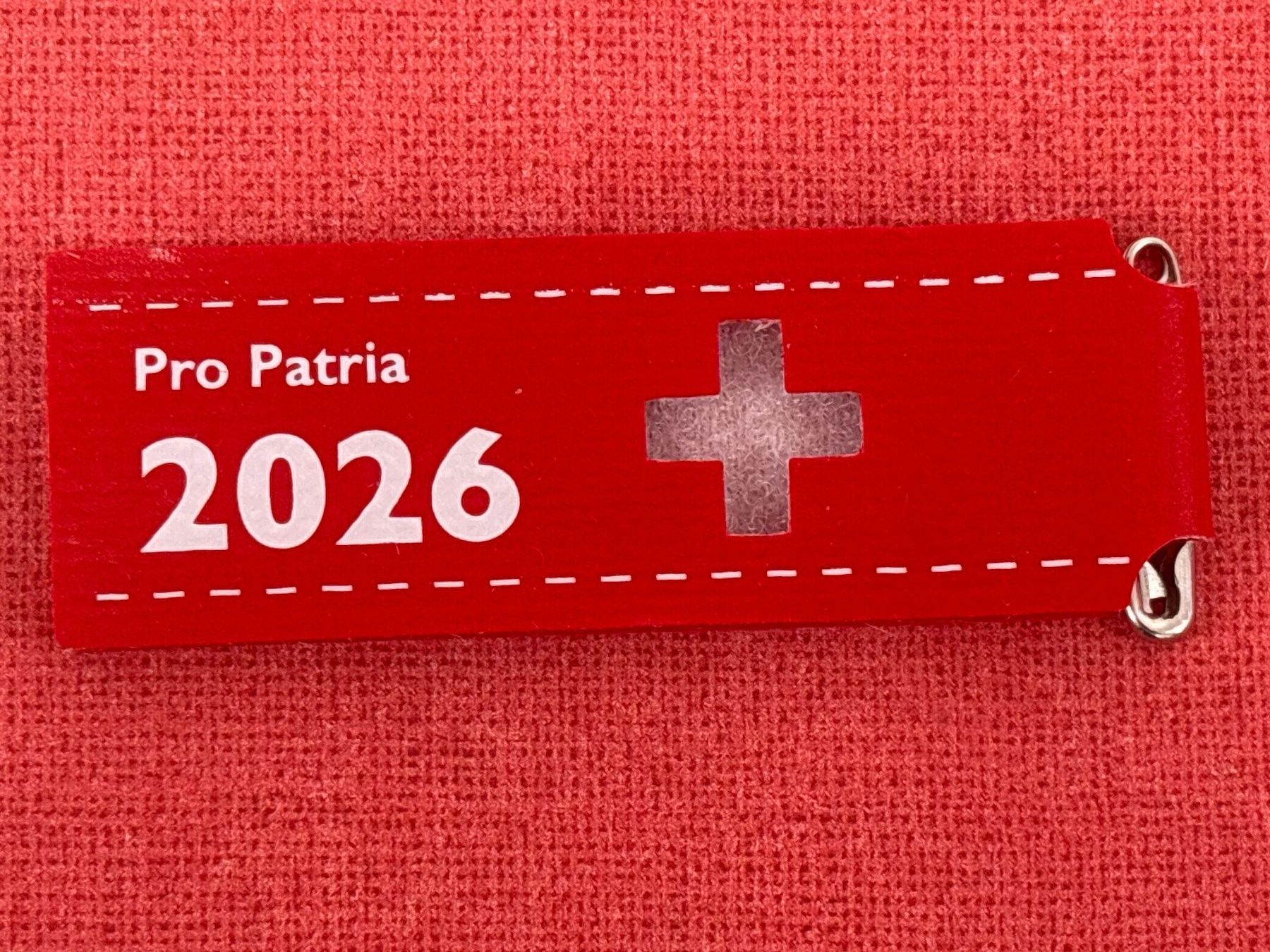 Placchette & Badge: 1 Augus-Abzeichen 2026 NEU – Nuovo (secondo la descrizione) da Ormalingen venduto da digital09 1