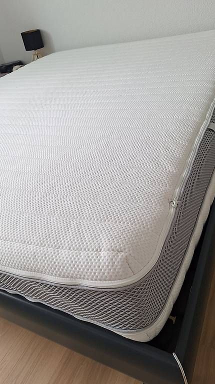 Lits: HASENA-Bett 160x200  – D'occasion à Kerzers par lady_1989 1