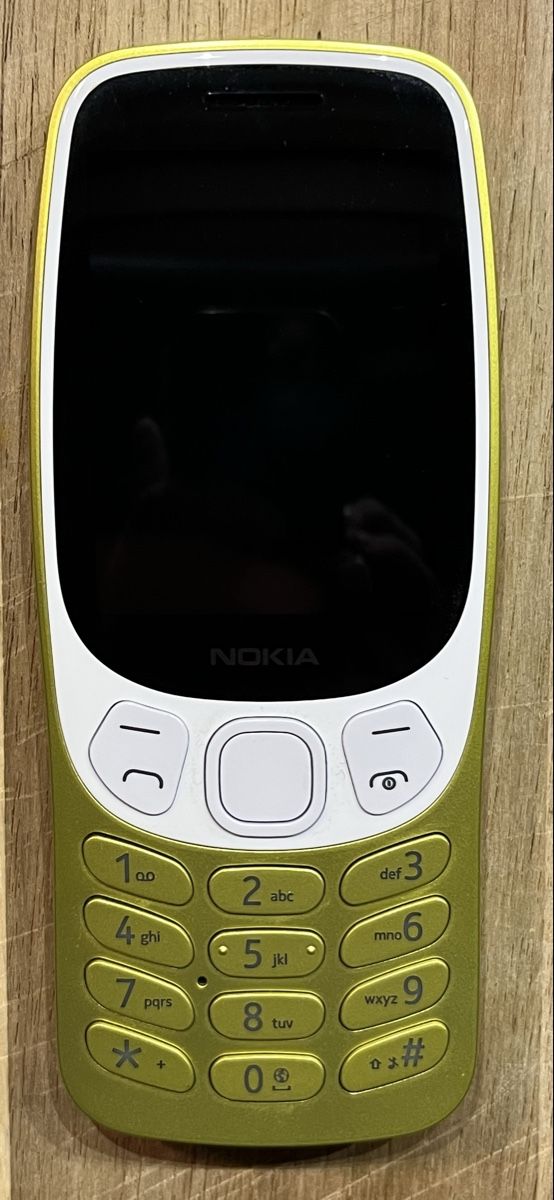 Nokia Telefoni cellulari / Smartphones: Nokia 3210 (2024) – Usato da Aesch BL venduto da flugsaurier73 1