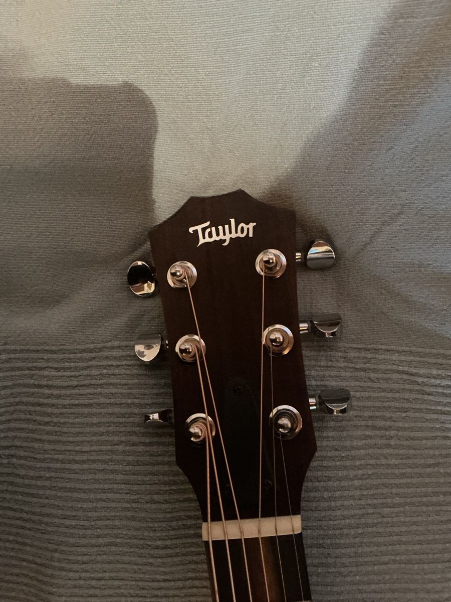 Strumenti musicali: Taylor GS MINI  Akustikgitarre mit Tasche  – Usato da Mühleberg venduto da M-Oscar 4