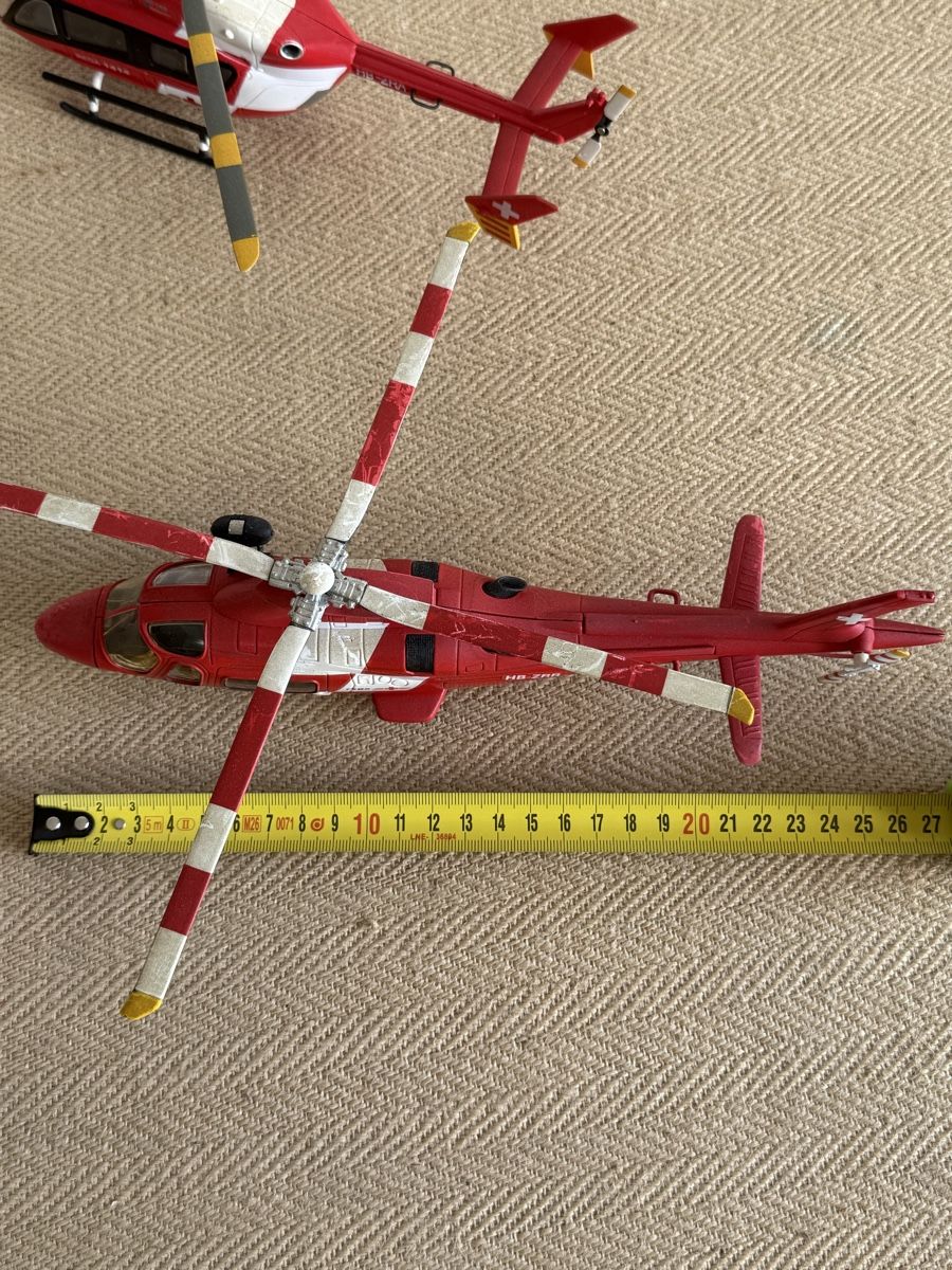 Rega Kit di modellismo & Modellini statici: Sammlung 5 Rega Helikopter Modelle Modellhubschrauber – Usato da Konolfingen venduto da petzipetz 6